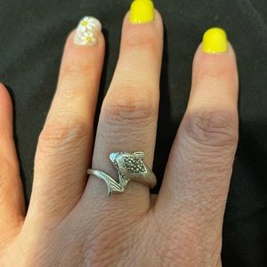 Dolphin ring